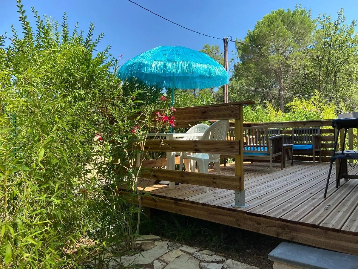studio indépendant dans villa avec piscine jacuzzi Vidauban